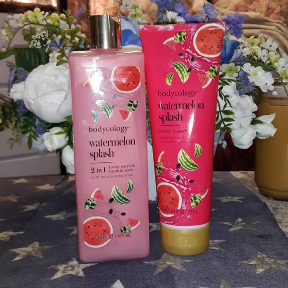 🆕️"WATERMELON SPLASH" BODYCOLOGY BODY WASH SET~ FREE BODY PUFF - Picture 4 of 8